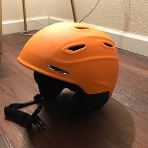 Men’s Smith Helmet